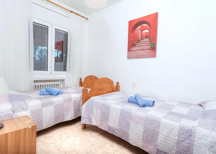 Semesterbostad Antem By Interhome